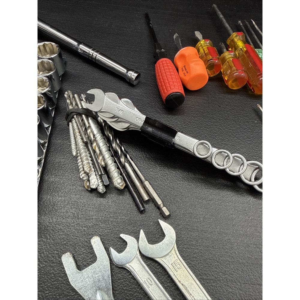 Used Tools. Mix Pieces - Picture 9 of 12
